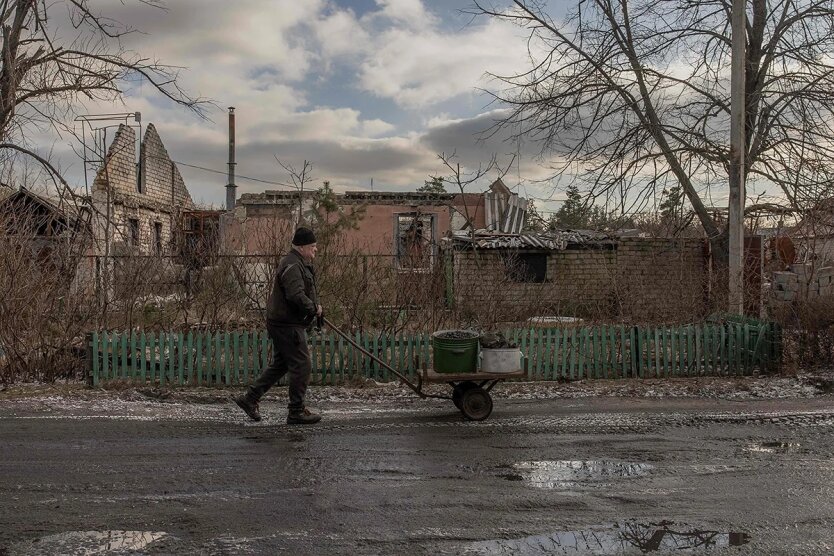 Losing the Last Property: Popenko Explained Why People Are Fleeing Ukraine