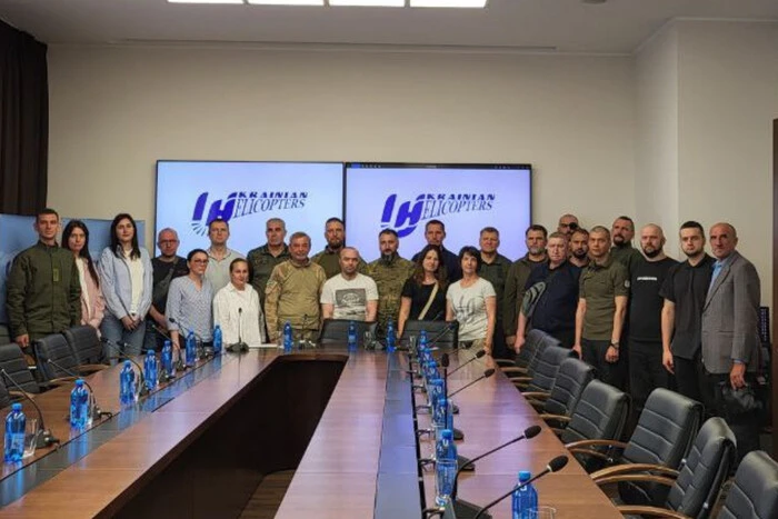 Ukrainian Helicopters announce an attack. The president was addressed by the company's staff, veterans, and families of fallen soldiers