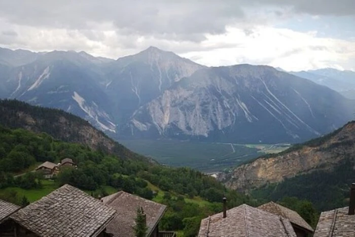 Switzerland is offering money to foreigners for moving to a village with a view of the Alps, but there is a condition