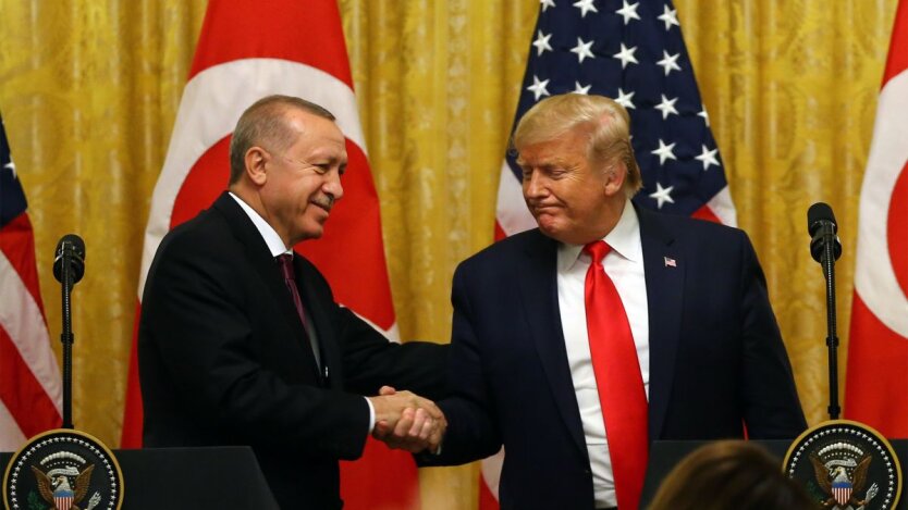 Трамп разговаривает с Эрдоганом о Украине