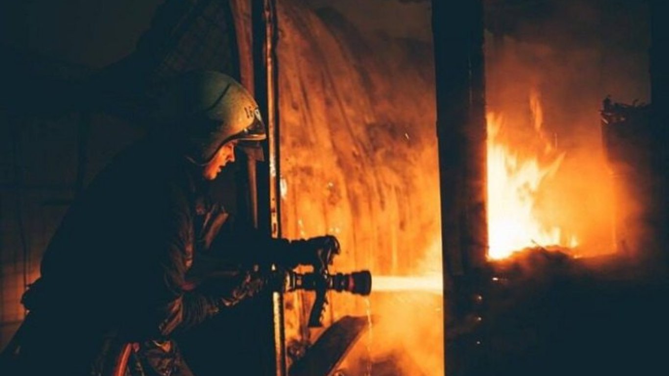 В Николаеве прогремели explosions — горит пригород