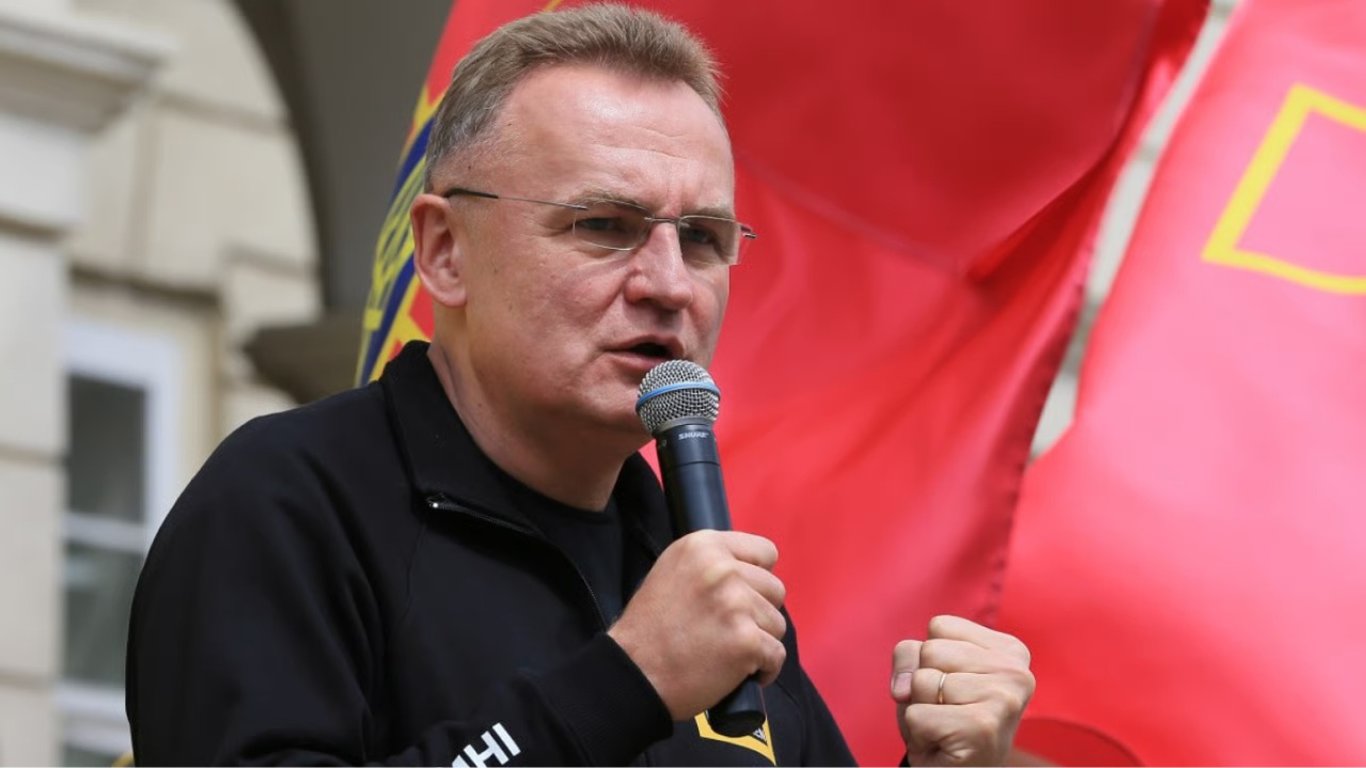 Садовой наградил главного архитектора Львова — какая сумма
