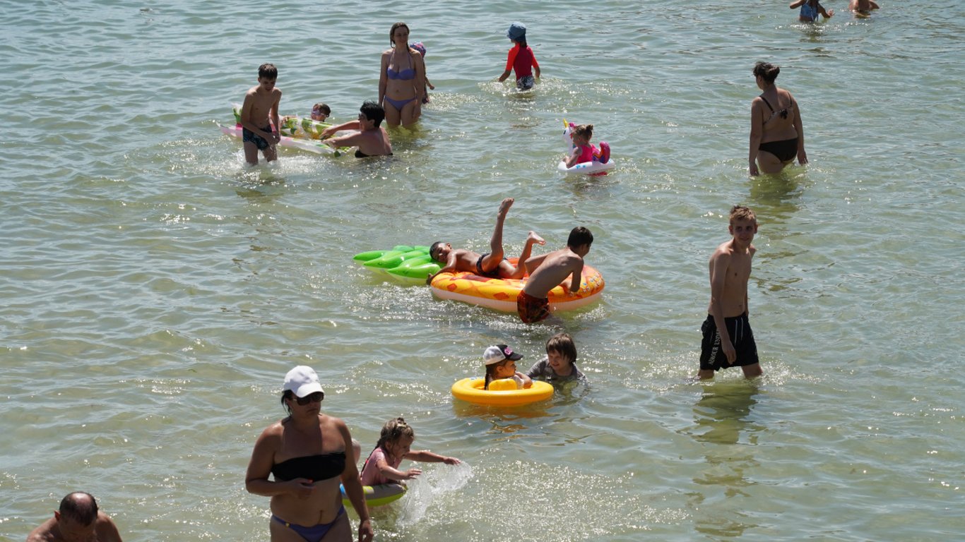 Odesa summer in full swing - how warm is the sea water