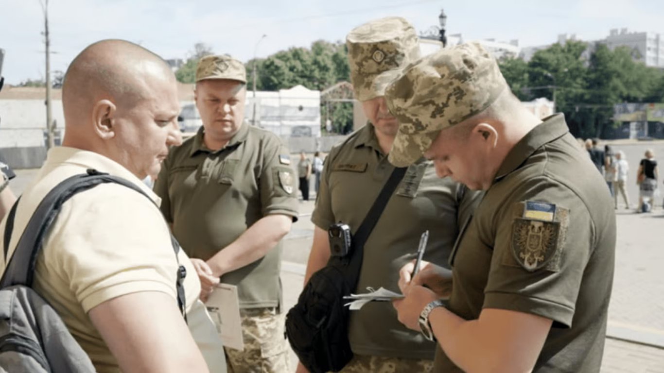 Смерть мобилизованного от побития в Киеве — за дело взялось ДБР