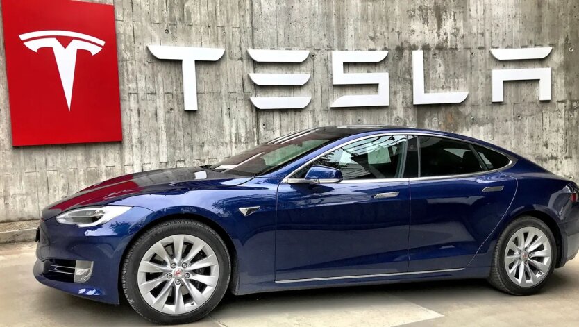 Umowa handlowa między USA a Chinami: Tesla wraca do importu części - media